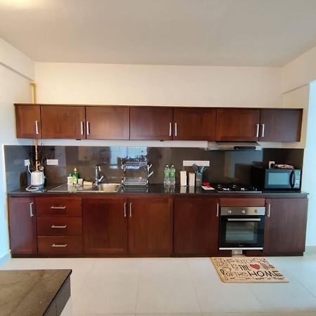 קולומבו Modern Apartment In Close Proximity To The Beach מראה חיצוני תמונה